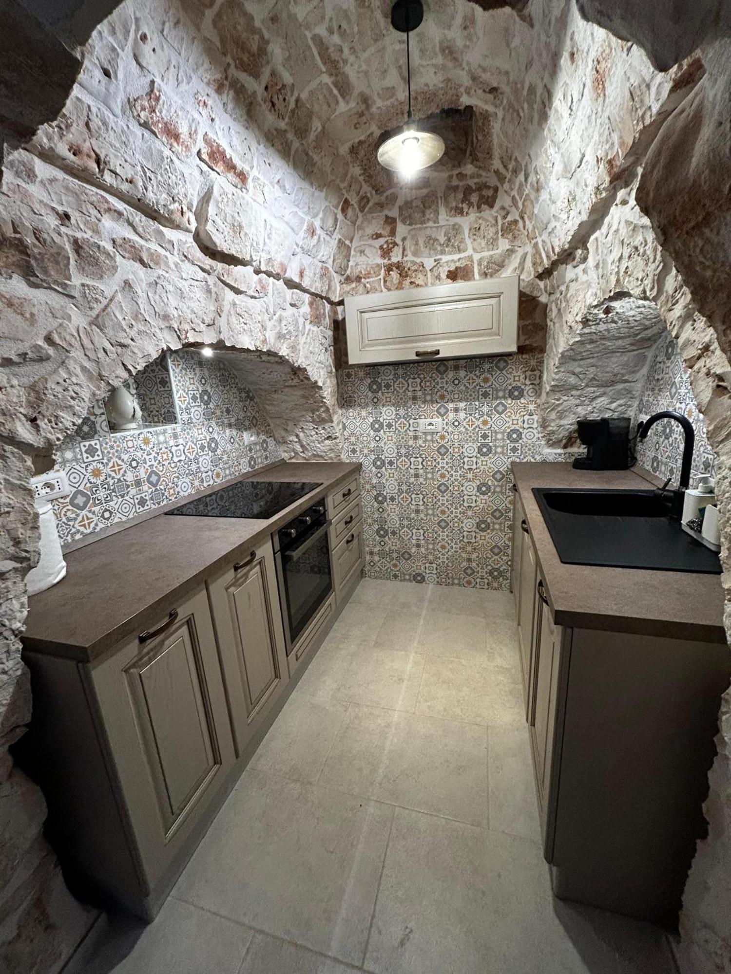 Bed and Breakfast Il Trullo Di Bina Pezze Di Greco Exterior foto